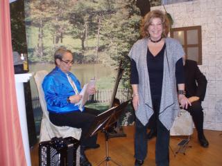 Billi selbst amüsiert